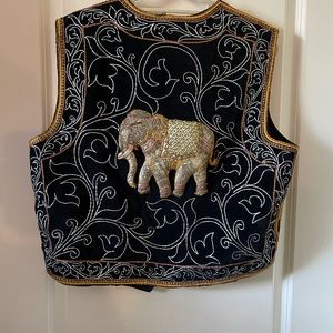 Vintage Persian elephant vest sz M/L gold black embroidered 3D elephant vest